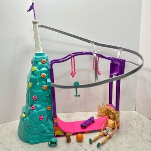 Mattel Barbie Team Stacie Extreme Sports Zipline Basketball Skateboard Partial